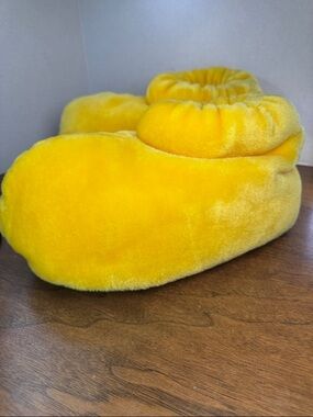 Disney World Parks Mickey Mouse Feet Big Plush Yellow Slippers, Adult Small S